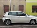 Alfa Romeo 147 147 5p 1.6 ts 16v C.N.C 120cv bijela - thumbnail 2