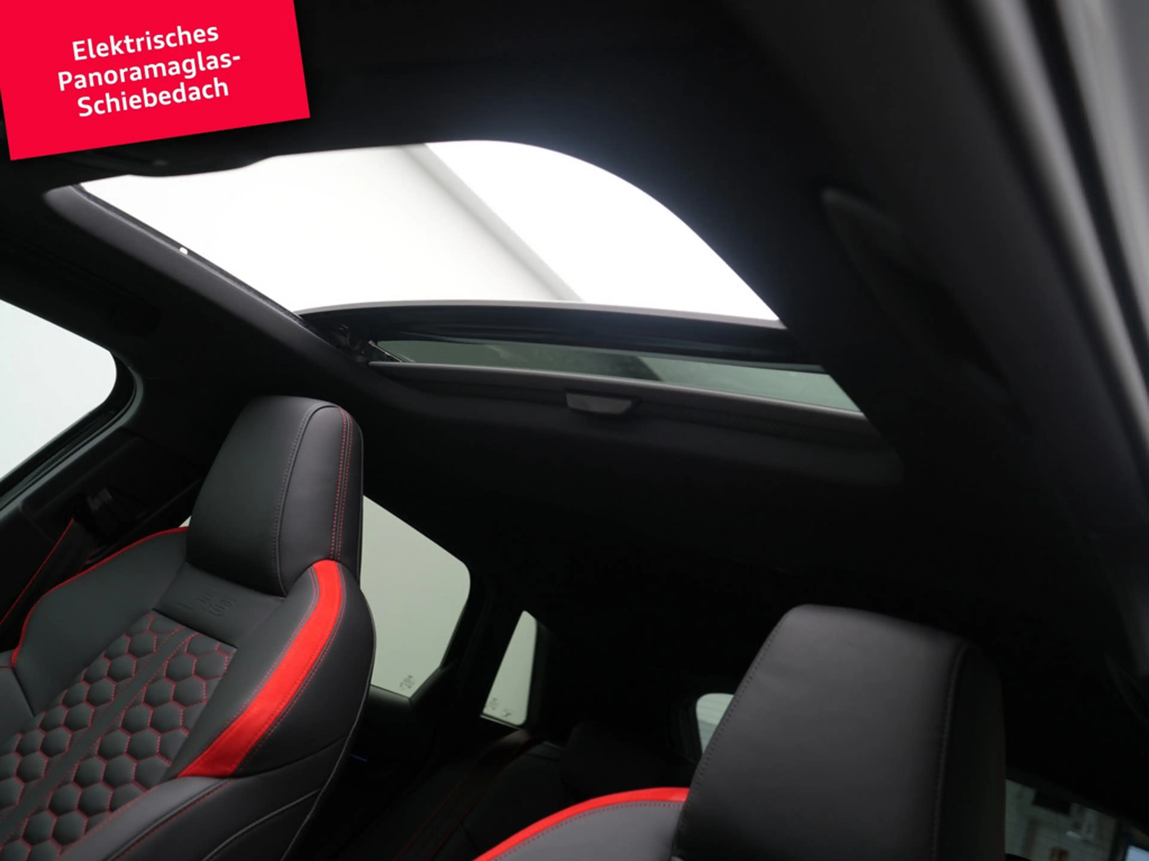 Audi RS3 — photo 7