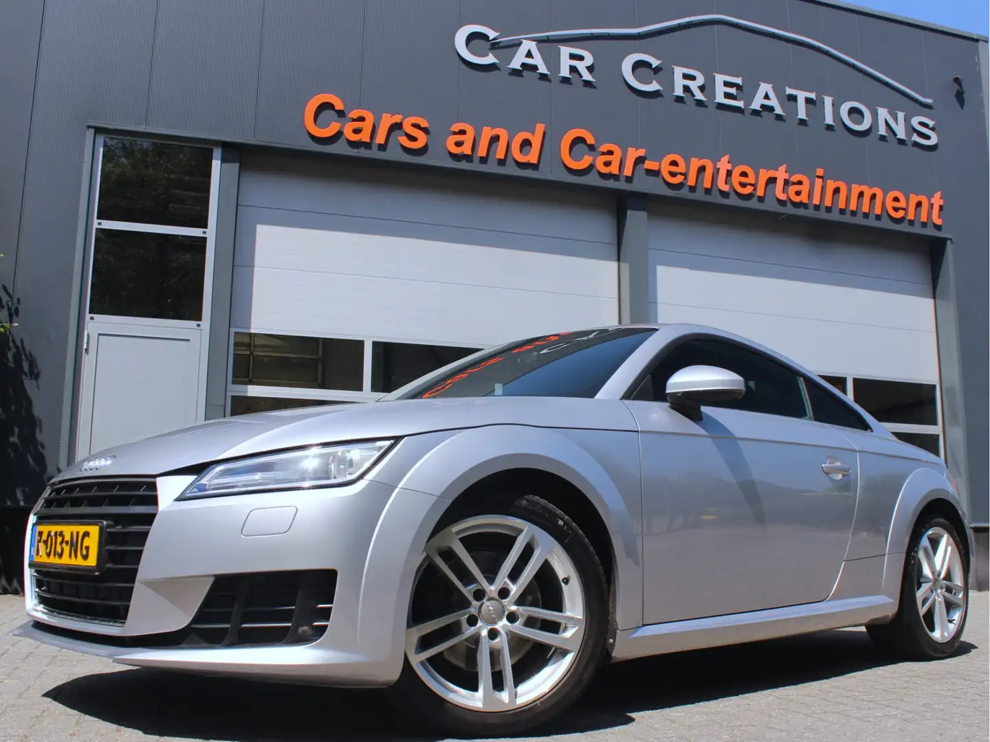 Audi TT 1.8 TFSI Pro Line Grijs - 1
