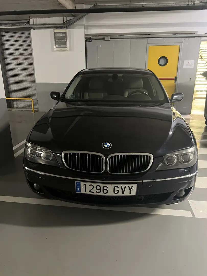 BMW 740 740iA - 1
