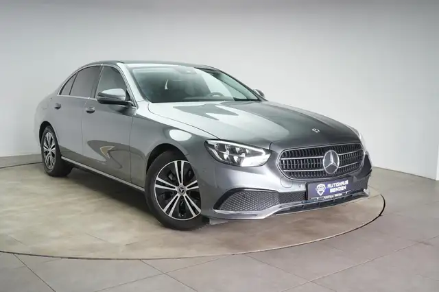 Mercedes-Benz E 200 d 9G Tronic Avantgarde CarPlay/Temp/Kamera