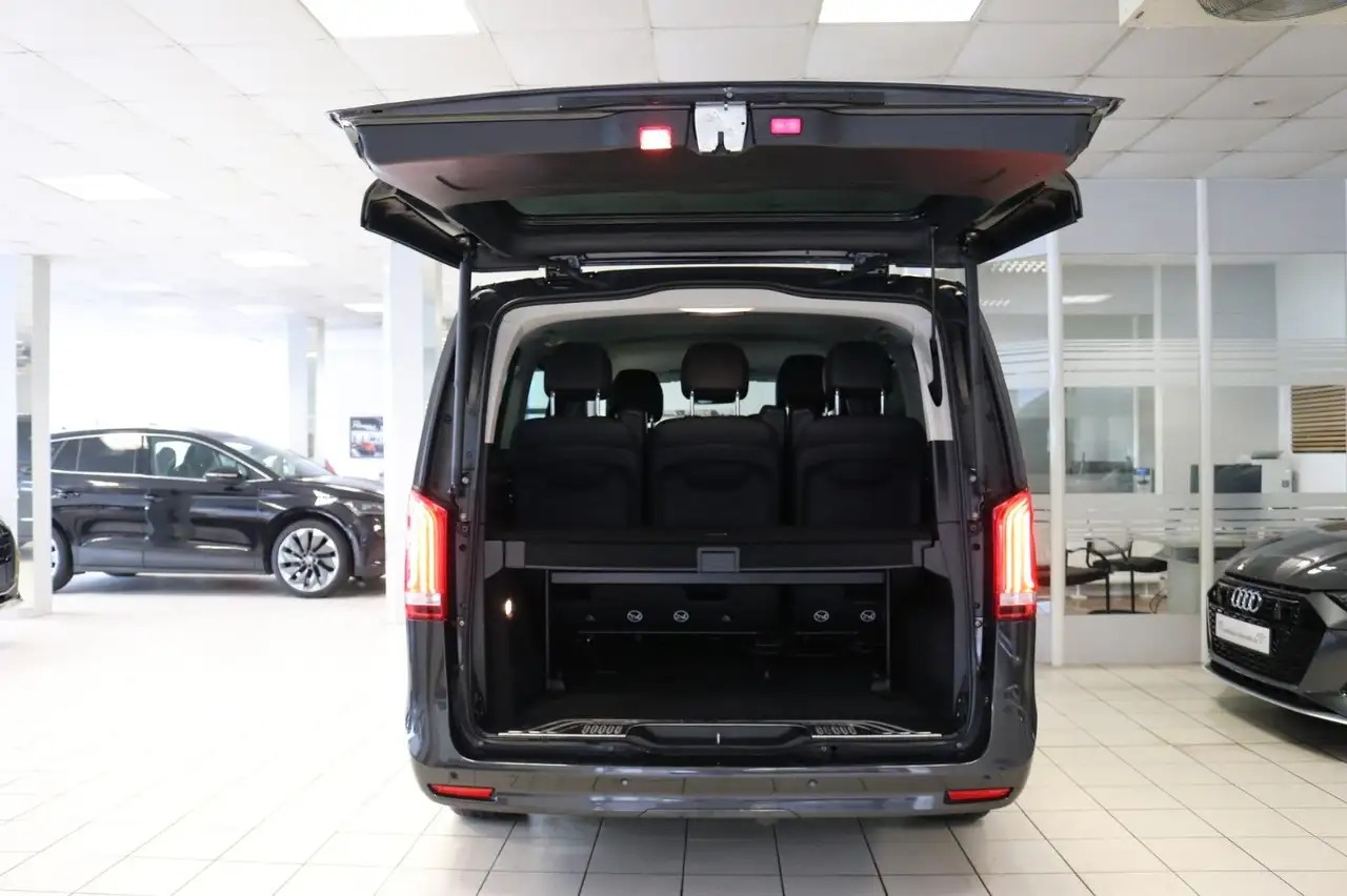 2021 Mercedes-Benz V 300 V300d Lang 4x4 AVANTGARDE AHK 360° 7-Siter Leder, photograph 6