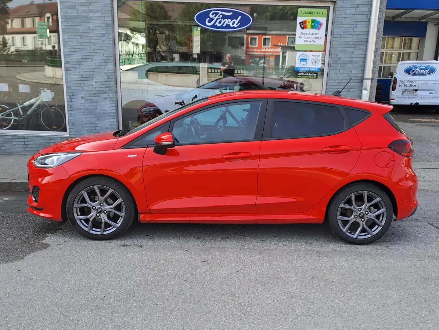 Ford Fiesta ST LINE X Rot - 2
