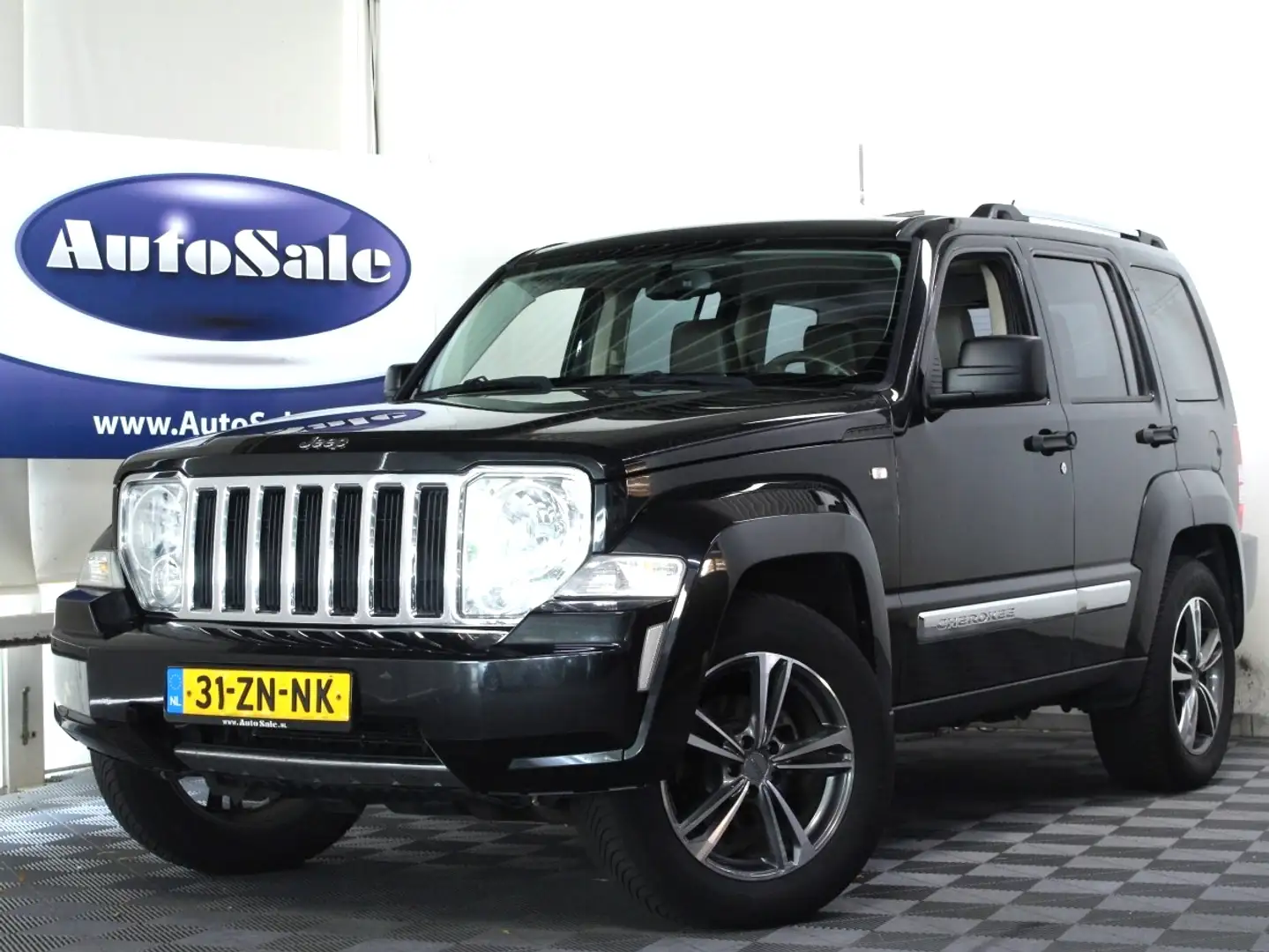 Jeep Cherokee 2.8 CRD Limited AUT YOUNGTIMER APK4/2026 2eEIG! DA Noir - 1