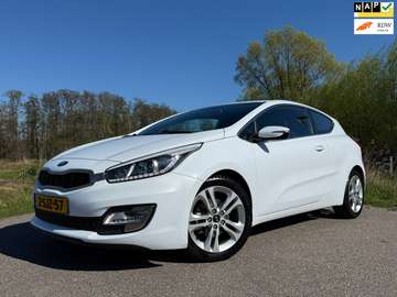 1.6 GDI Business Pack / Camera / Navi / 17" Velgen