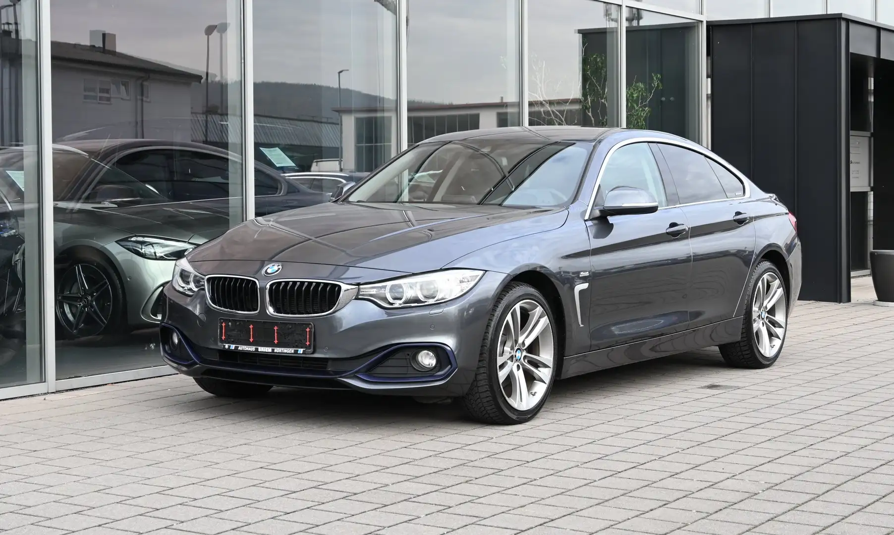BMW 420 d xDr. Gran Coupé Sport Line *LEDER+MEMORY* Gris - 1
