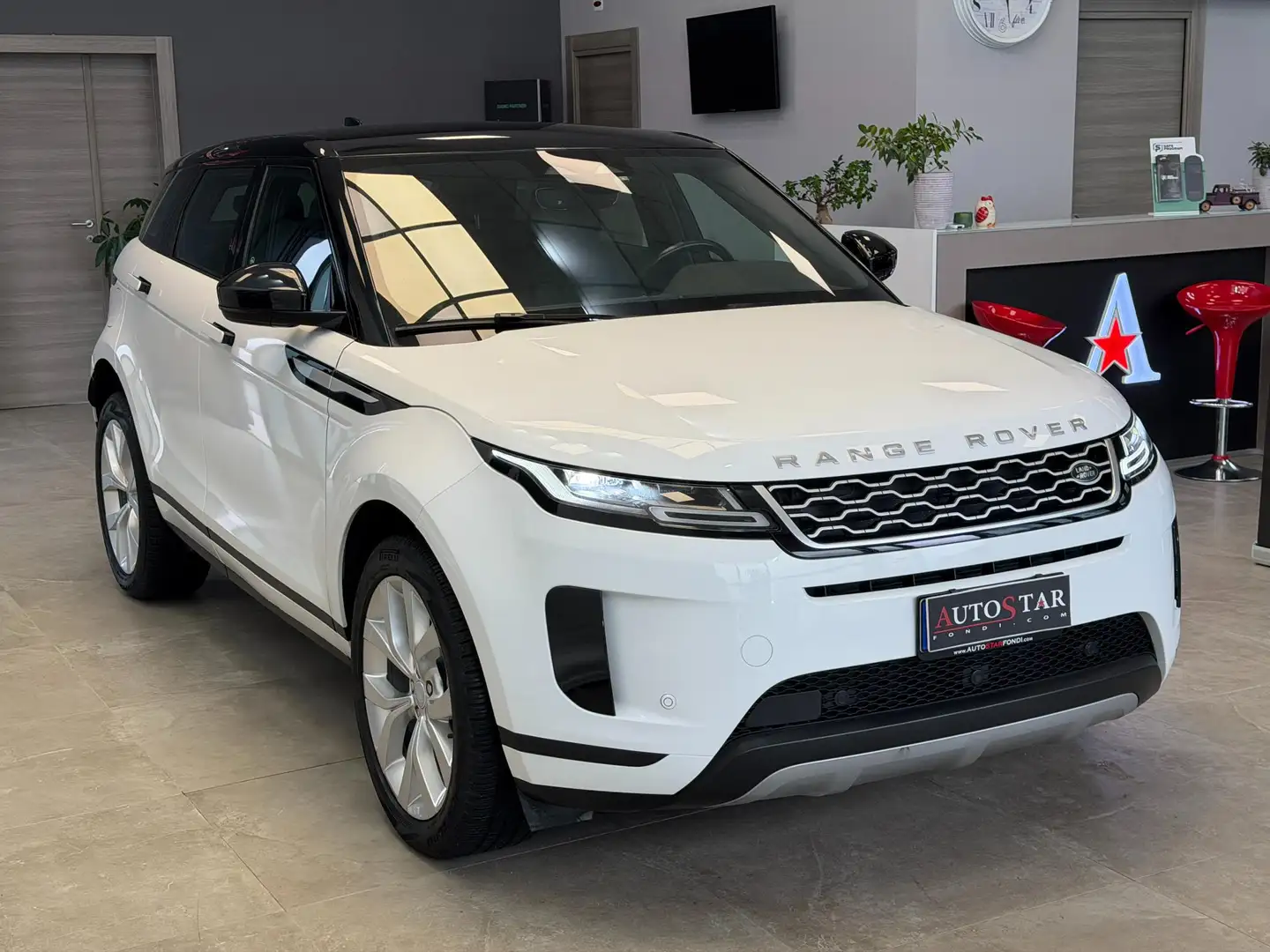 Land Rover Range Rover Evoque 2.0d i4 mhev S awd 163cv auto Bianco - 2
