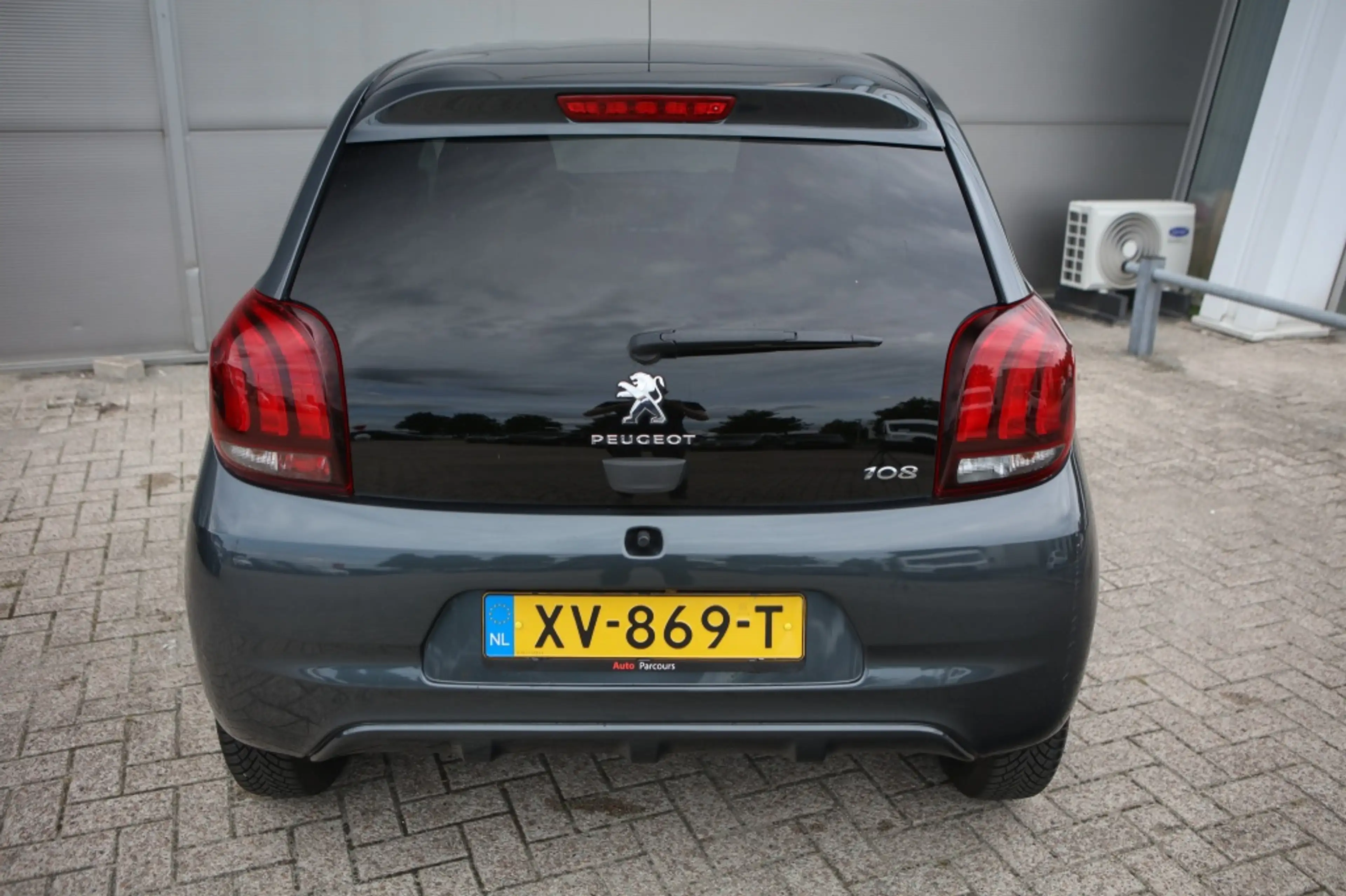 Peugeot 108 1.0 e-VTi Allure | Carplay | Airco | Achteruitrijc — photo 22