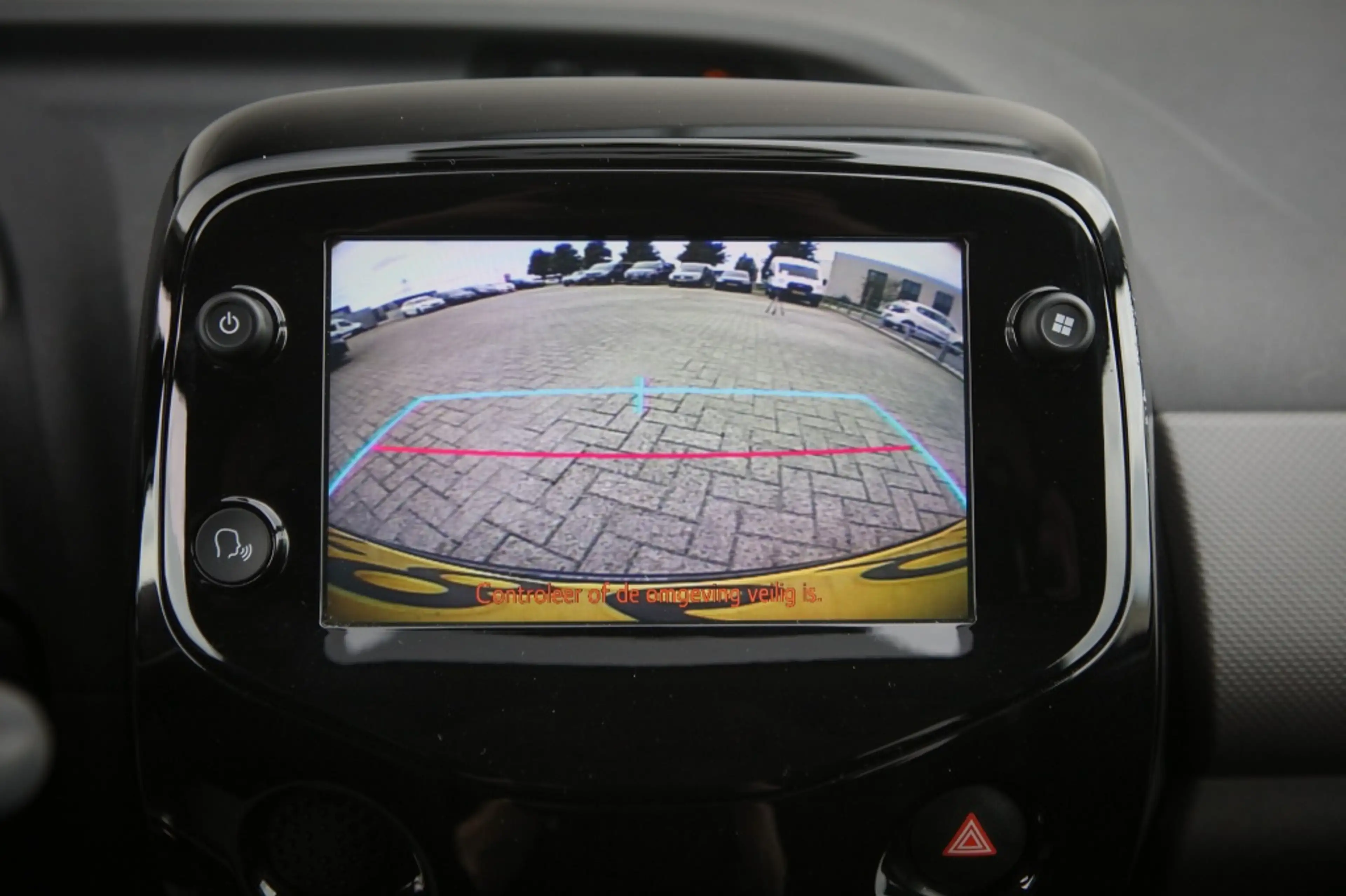 Peugeot 108 1.0 e-VTi Allure | Carplay | Airco | Achteruitrijc — photo 14