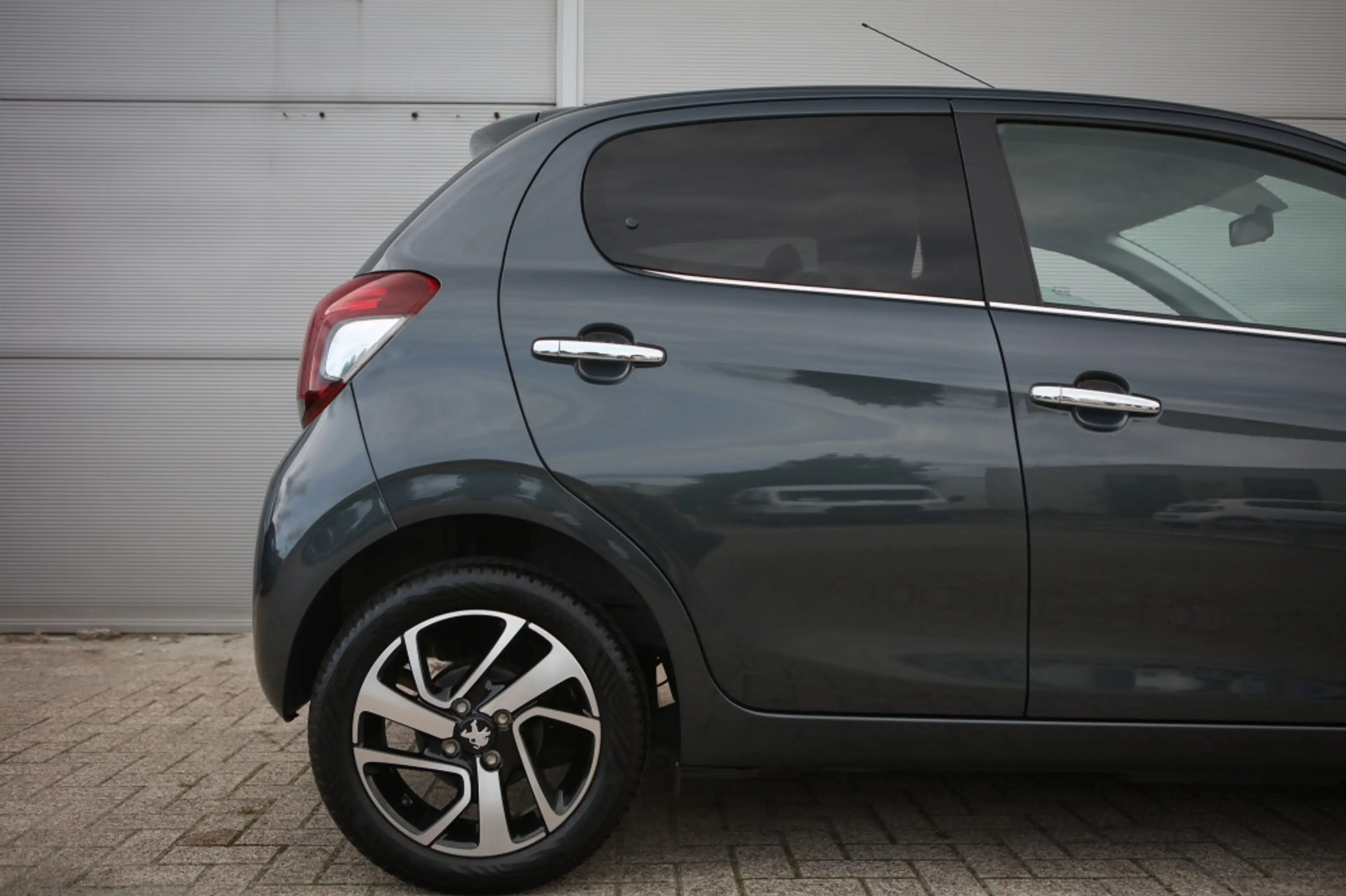 Peugeot 108 1.0 e-VTi Allure | Carplay | Airco | Achteruitrijc — photo 19