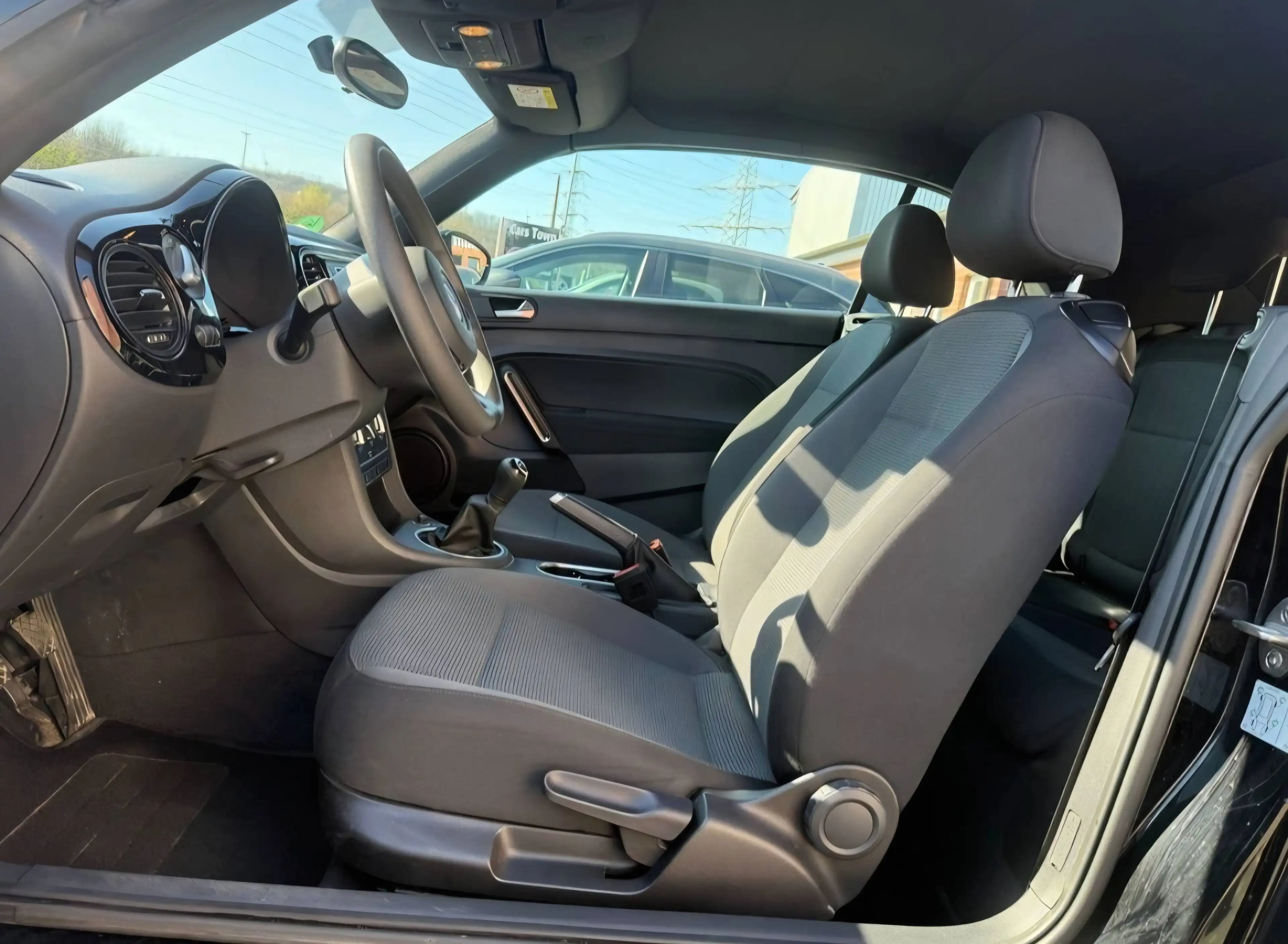 Volkswagen Beetle Basis BMT — photo 15