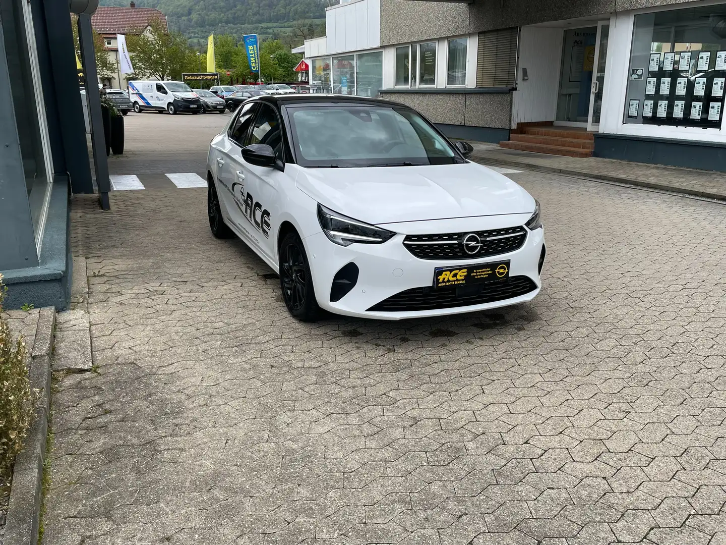 Opel Corsa Elegance*Kamera*ALU*SHZ*LHZ* Bianco - 2