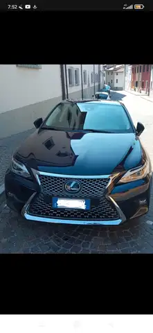 Lexus CT 200h