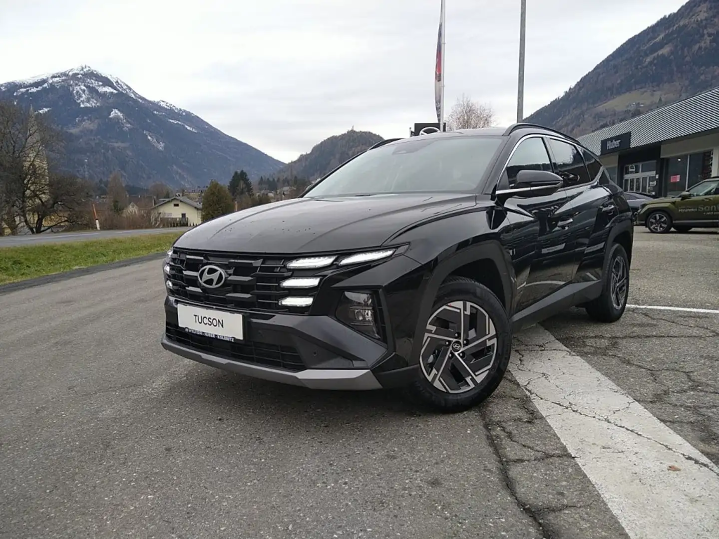 Hyundai TUCSON NX4 Jubile 1,6 T-GDi HEV 2WD AT t6hj1 Schwarz - 2