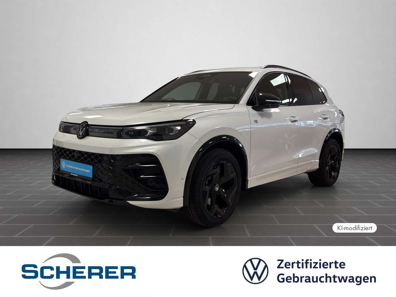 Volkswagen Tiguan — Volkswagen Tiguan 2.0 TDI R-Line NAVI MATRIX AHK BlackStyle
