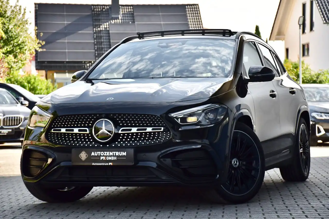 Mercedes-Benz GLA 220
