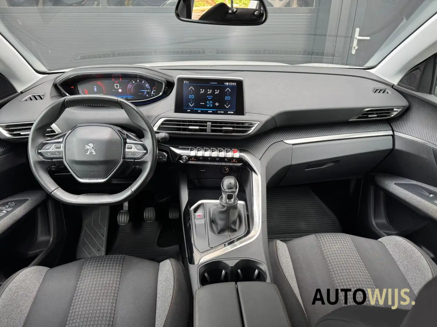 Peugeot 5008 1.2 PureTech GT-Line|54DKM|Trekhaak|7-Persoons Wit - 2