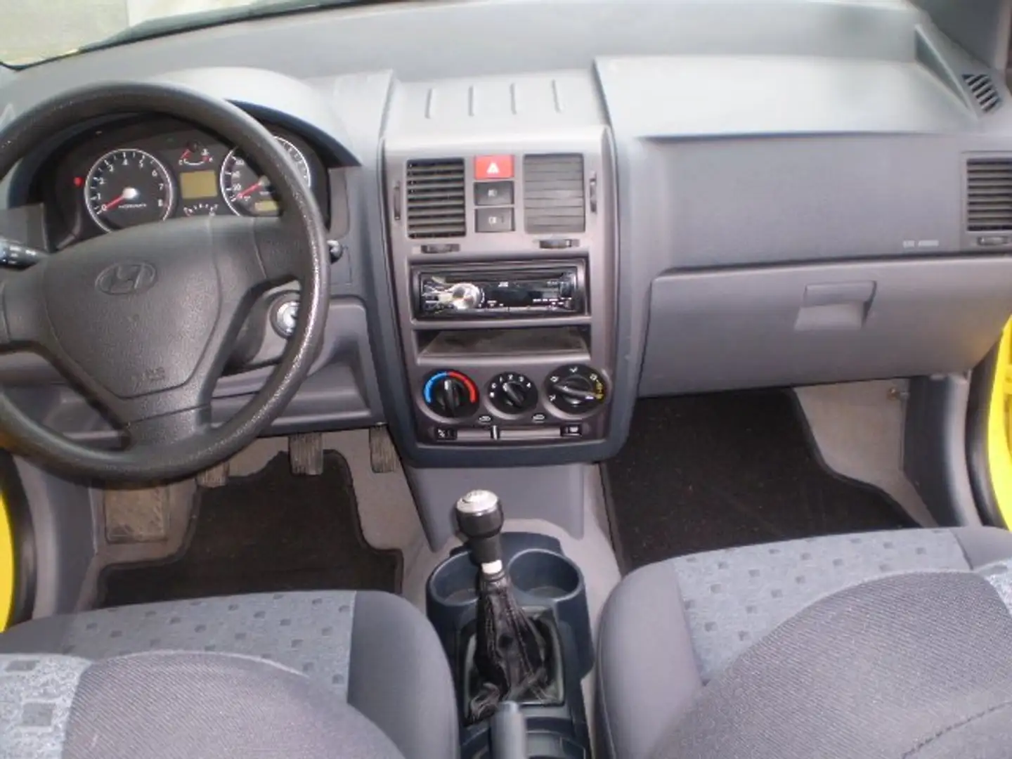 Hyundai Getz 1.3 GLS / Klimaanlage / Euro 4 / 5 Türig.. Amarillo - 2