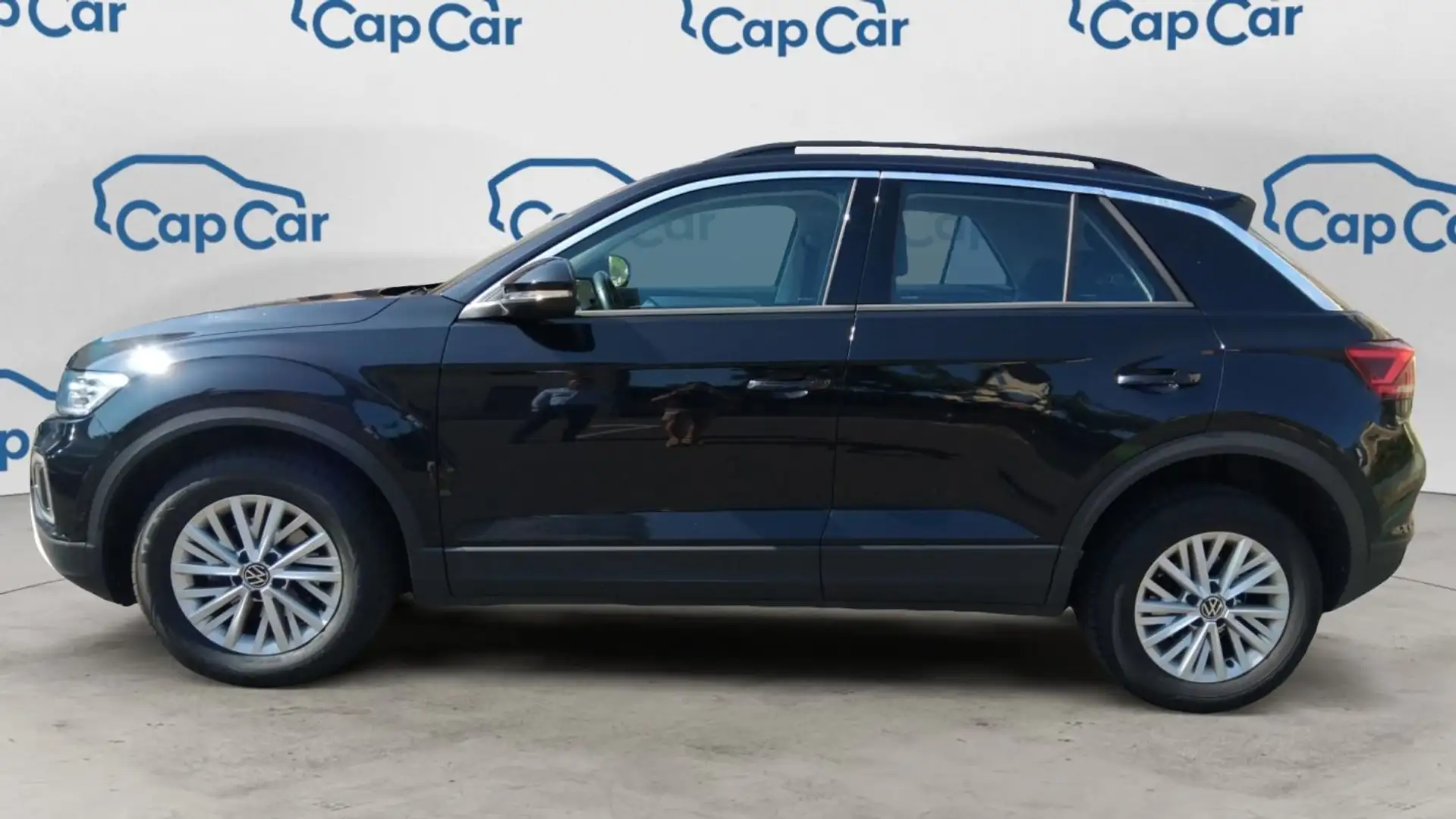 Volkswagen T-Roc I 1.0 TSI 110 Life Noir - 2