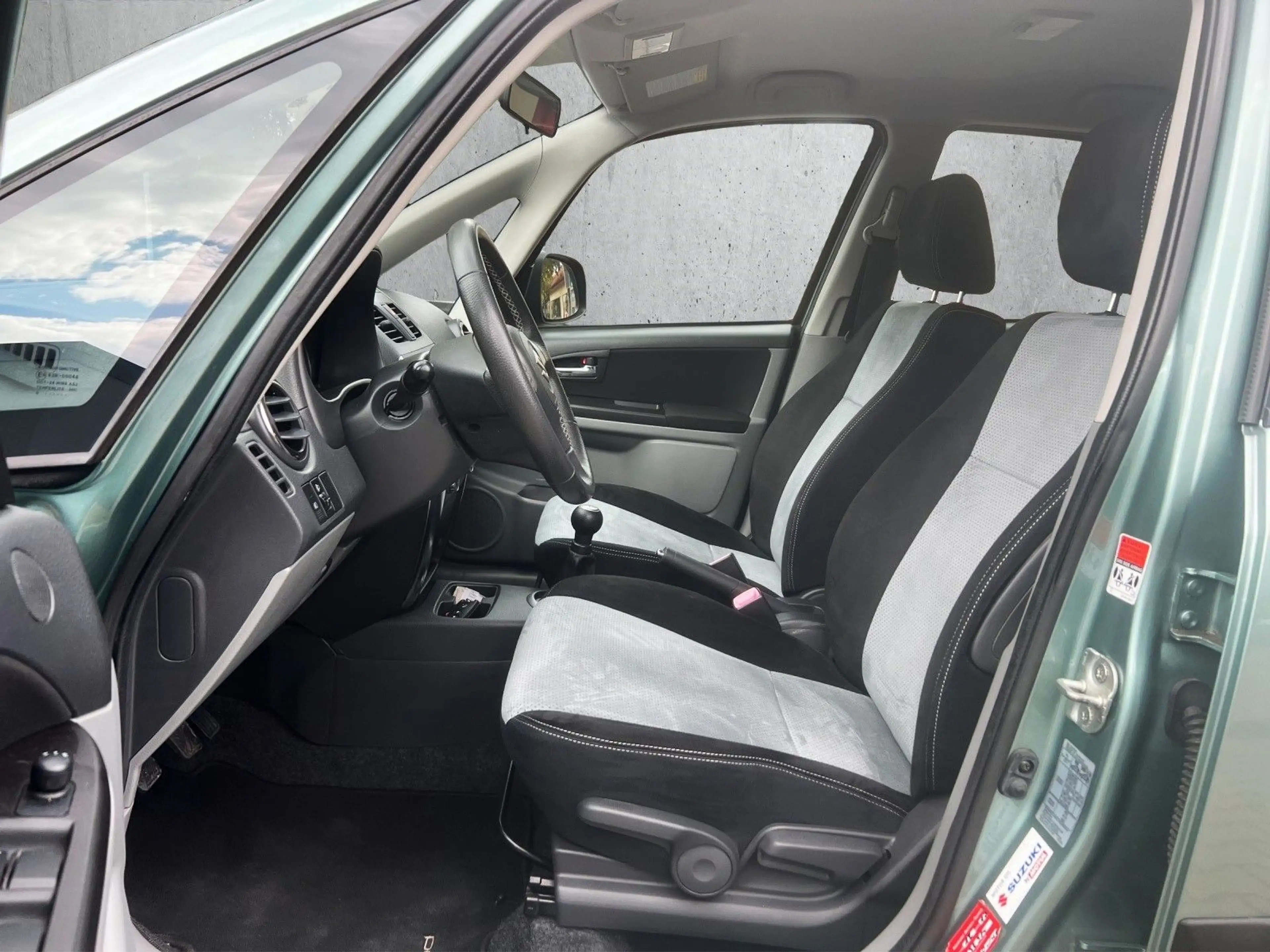 Suzuki SX4 °CLUB°4X4°1.HAND°RENTNER°NUR30TKM°KLIMA°AHK° — photo 13