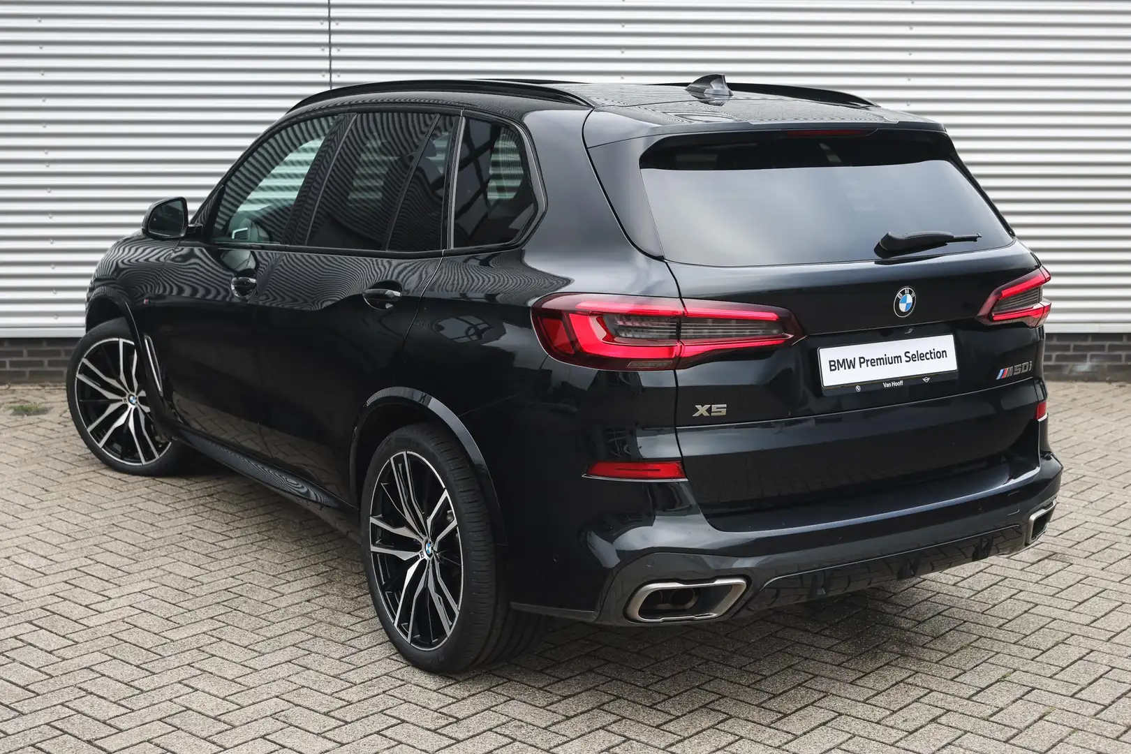 BMW X5 M50i High Executive Automaat / Panoramadak / Trekh Schwarz - 2