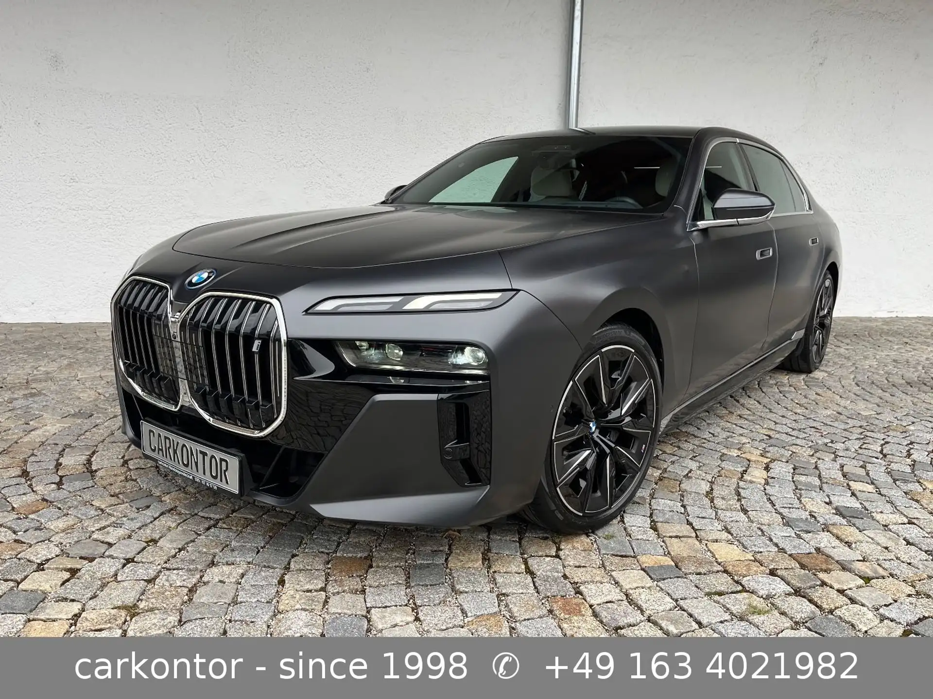 BMW i7 50 2025 블랙 사진 5