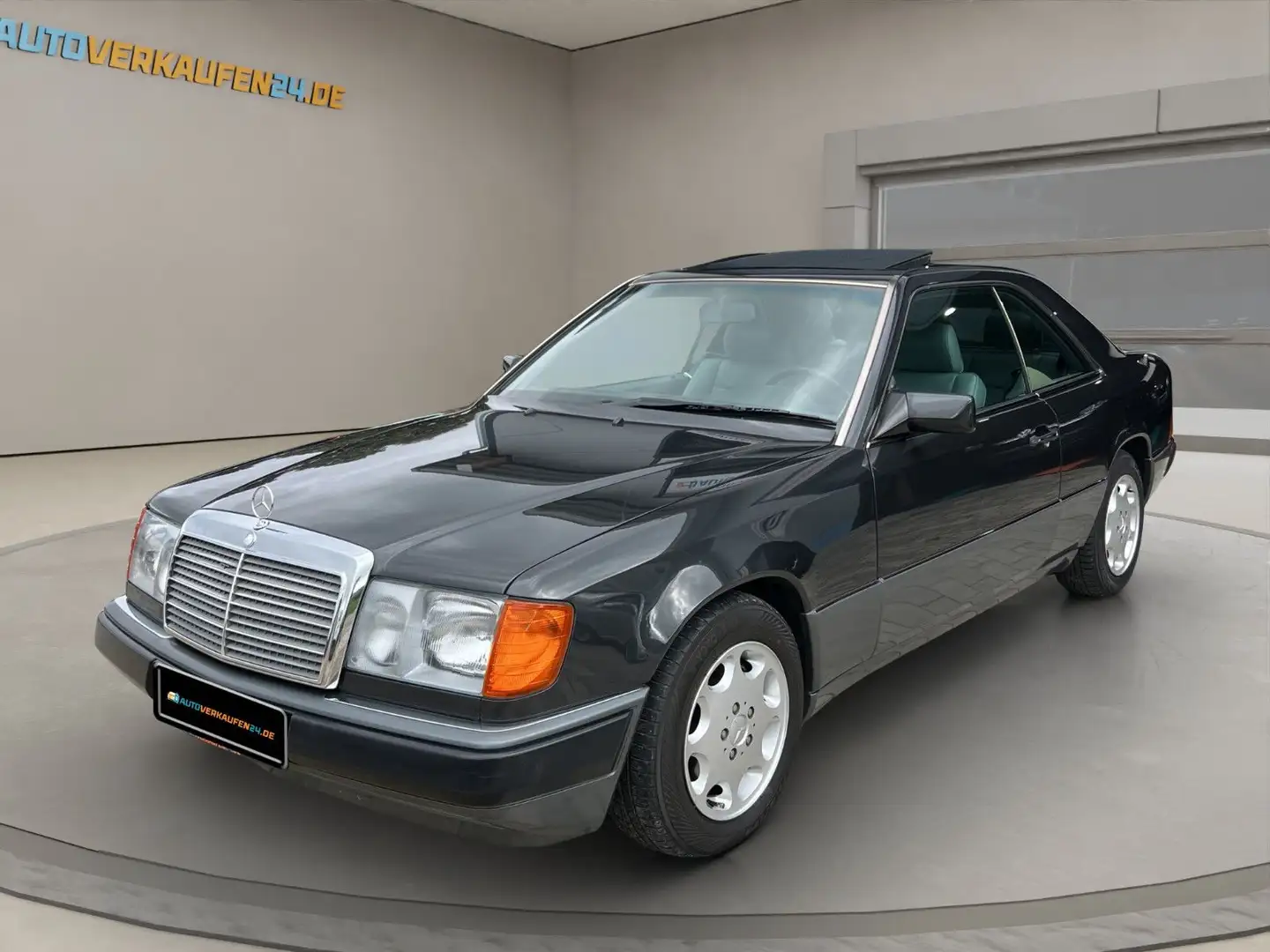 Mercedes-Benz CE 300 SHZ SSD VOLLLEDER ROLLO KLIMA 2.HD H.ZUL. Schwarz - 1