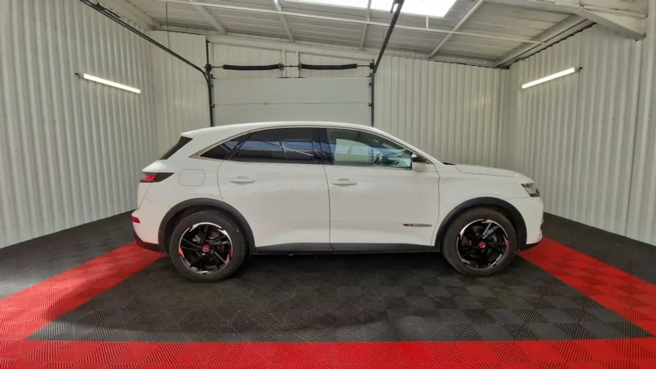 DS Automobiles DS 7 Crossback 2022