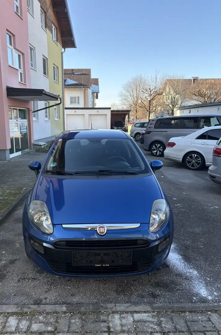 Fiat Punto Evo Punto Evo 1,4 Natural Power 70 Dynamic Dynamic Blau - 1