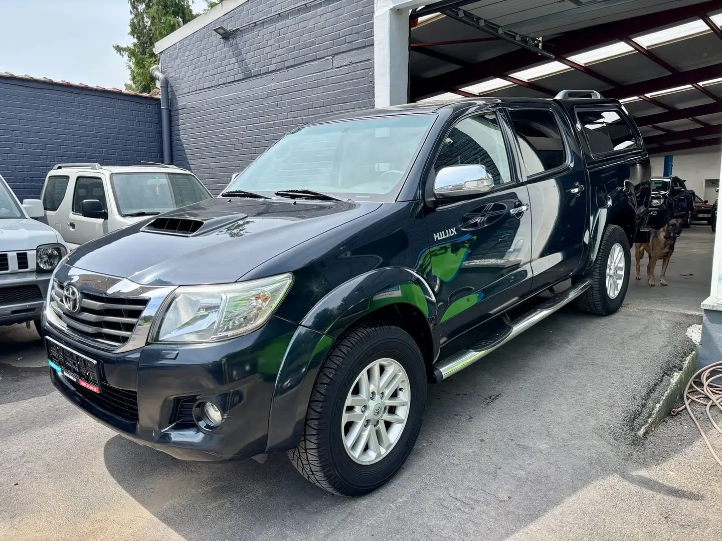 Toyota Hilux Belgium car/Euro 5B/Full Maintenance History Zwart - 1
