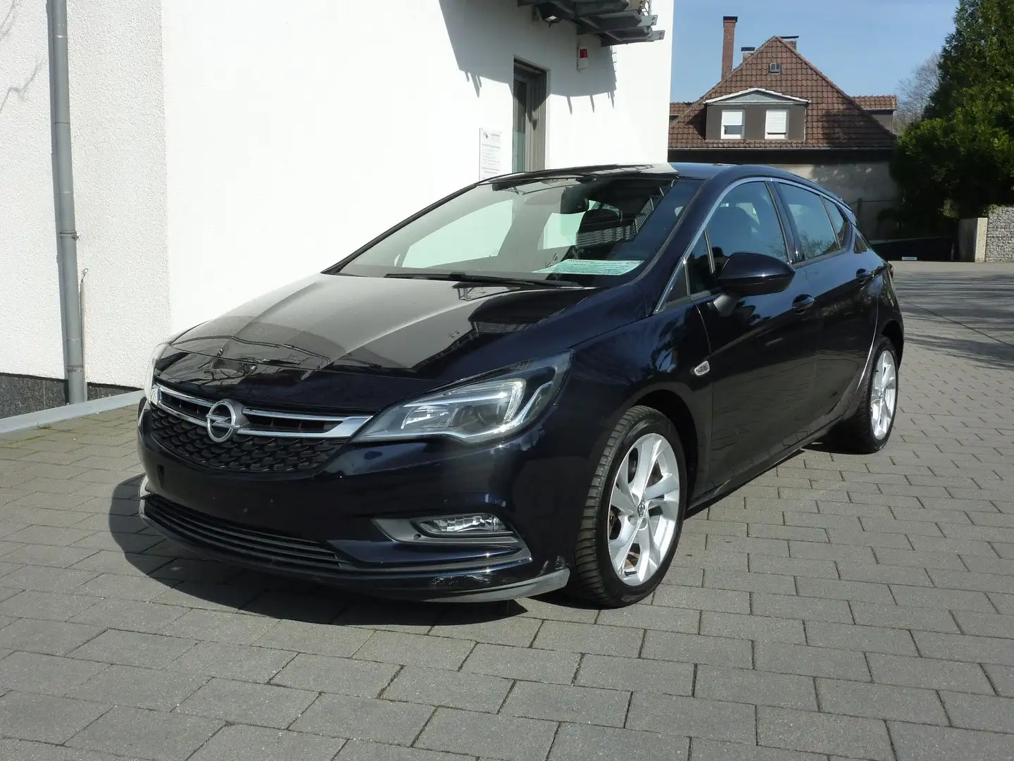 Opel Astra K Lim. 5-trg. Dynamic Start/Stop Blau - 1
