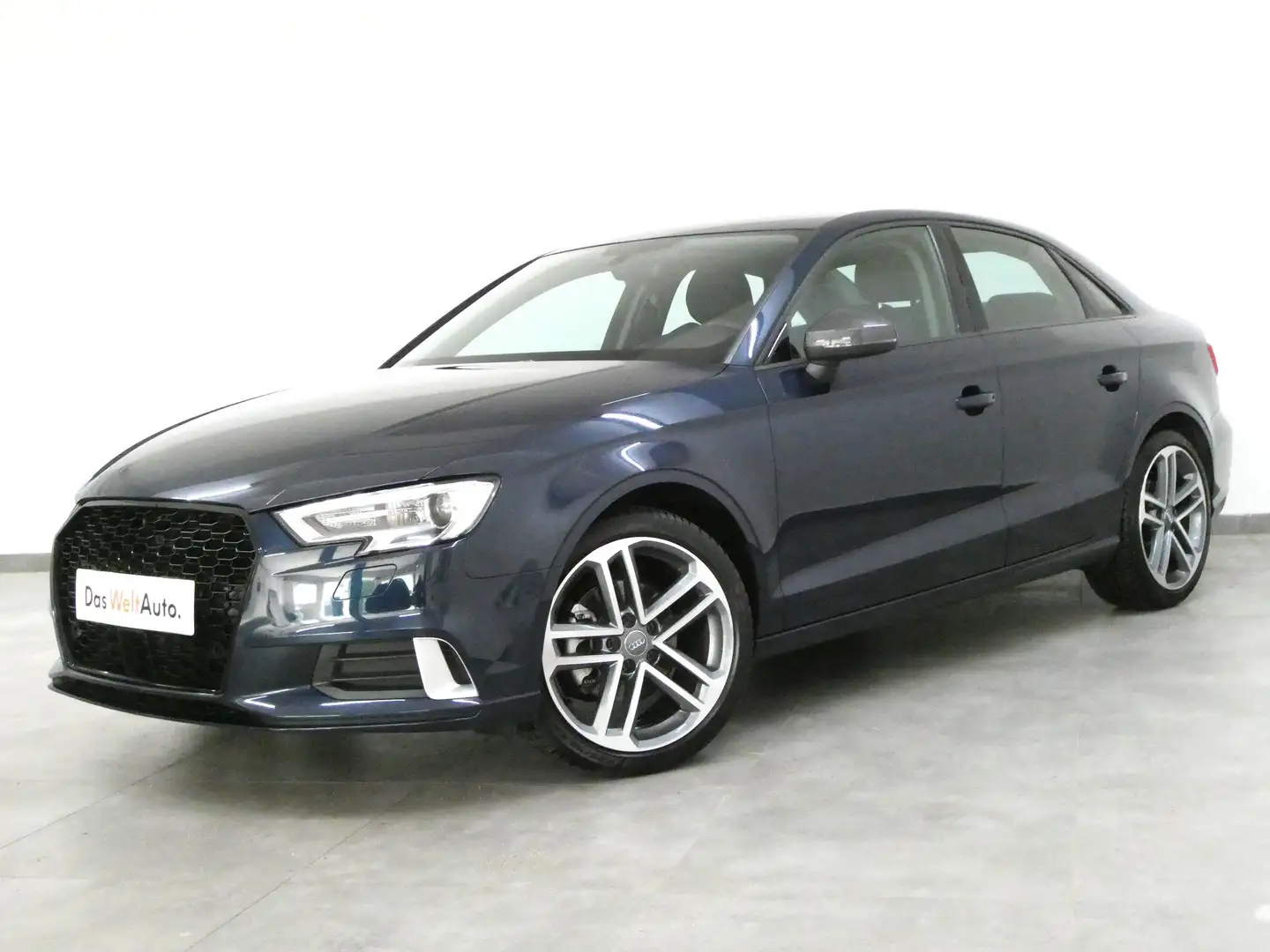 Audi A3 Limo S-tronic "Sport" Xenon Navi Ahk 18" Sitzh Gra Blau - 1