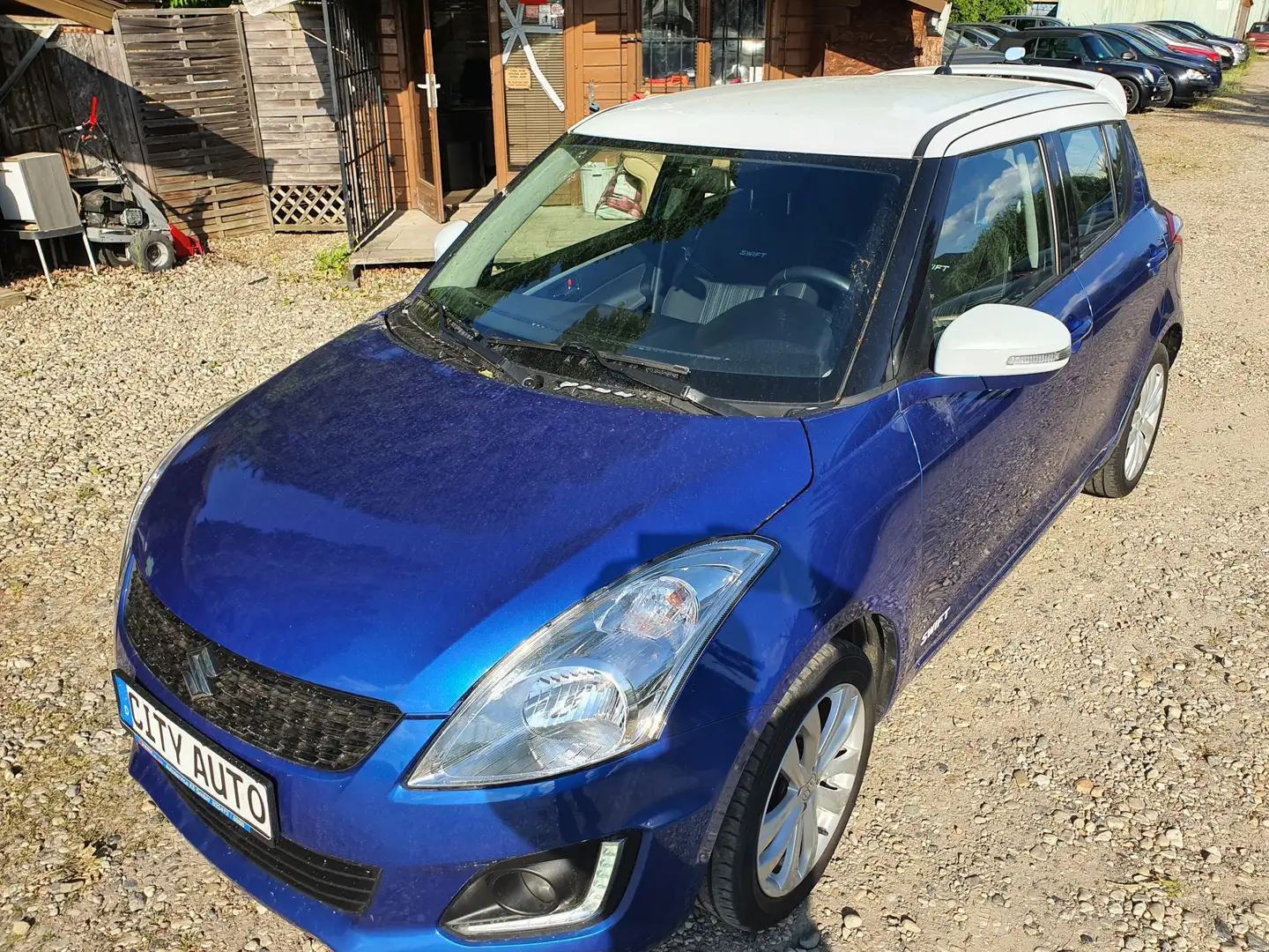 Suzuki Swift Club Blau - 1