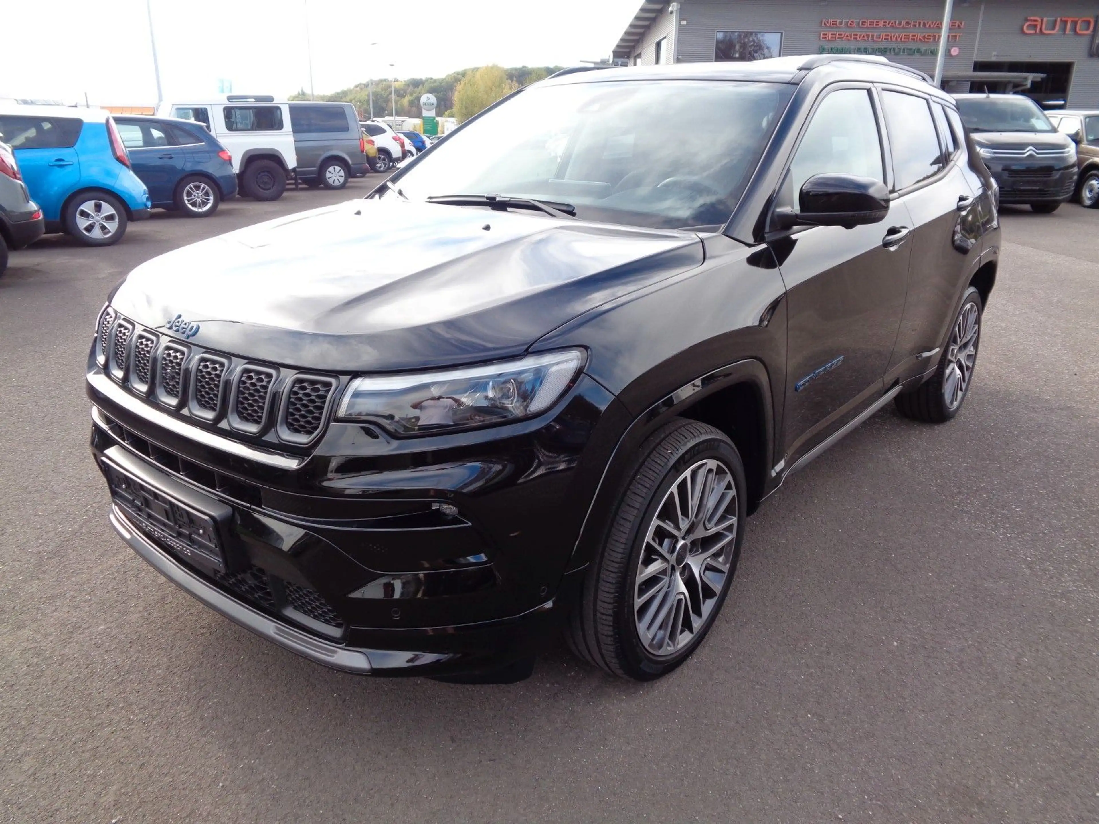 Jeep Compass Summit Plug-In Hybrid 4xe