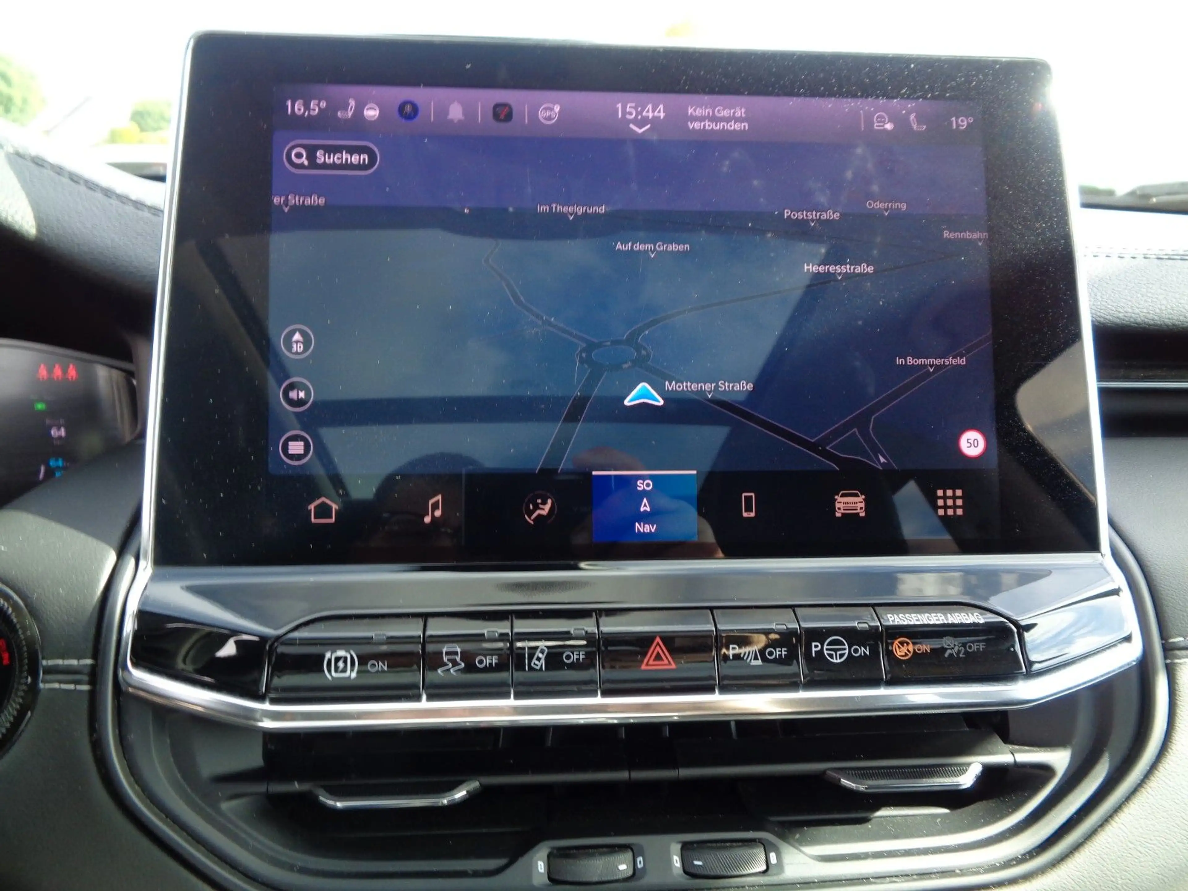 Jeep Compass Summit Plug-In Hybrid 4xe — photo 13