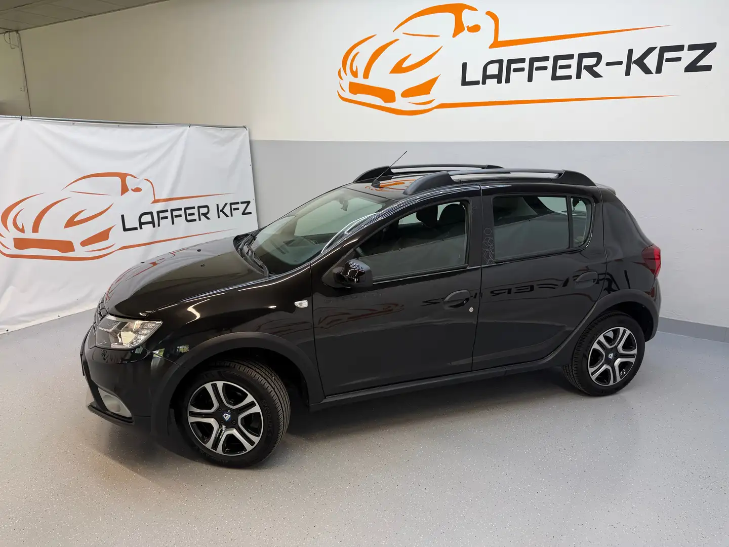 Dacia Sandero Stepway TCe 100 KLIMAAUTO TEMP NAVI RFK Schwarz - 2