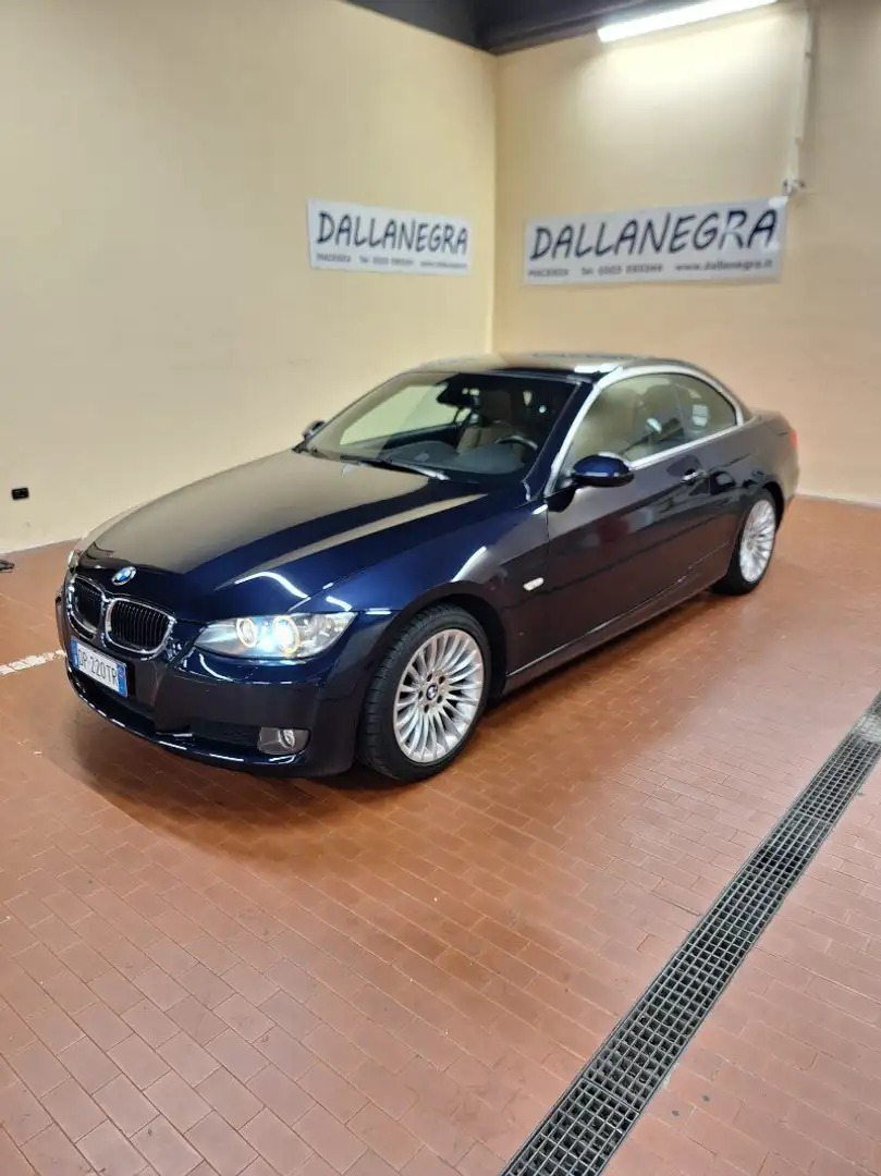 BMW 320 320i cat Cabrio Futura Bleu - 1
