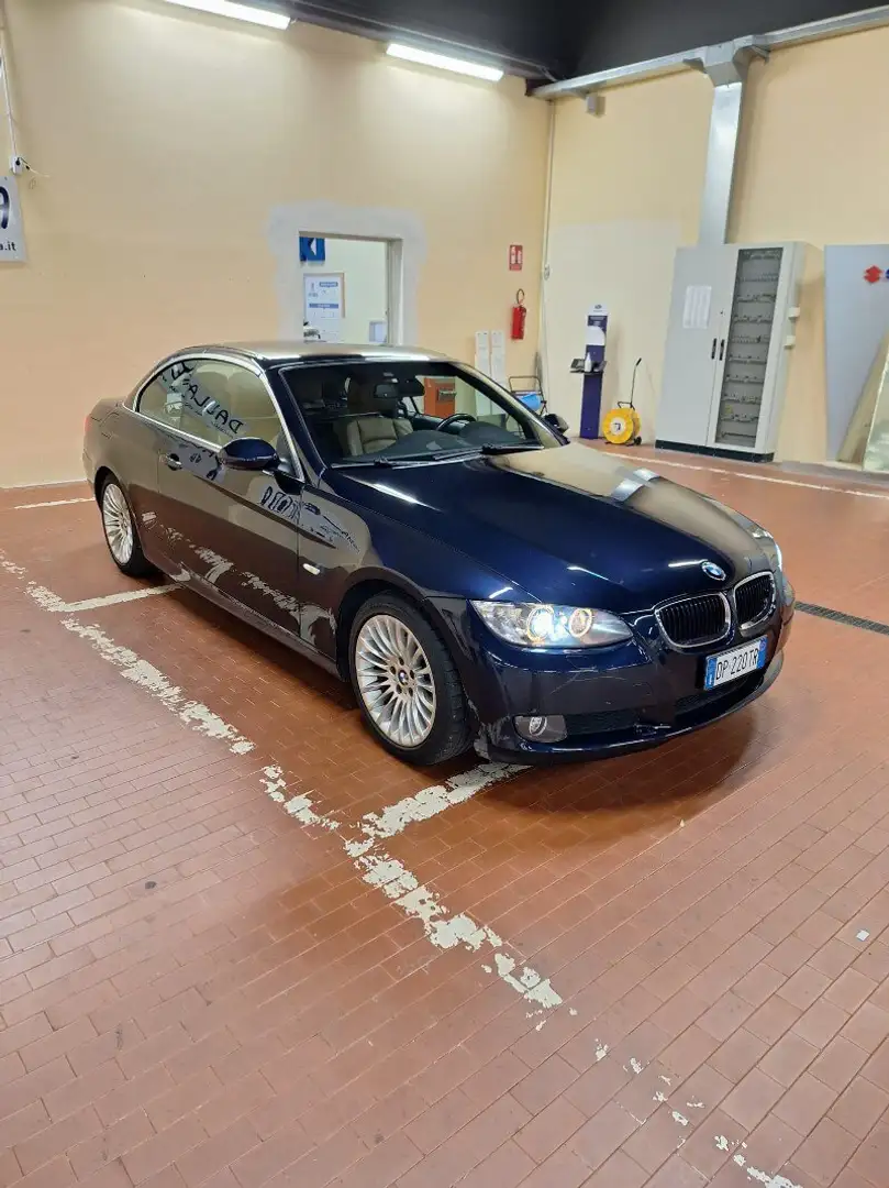 BMW 320 320i cat Cabrio Futura Bleu - 2