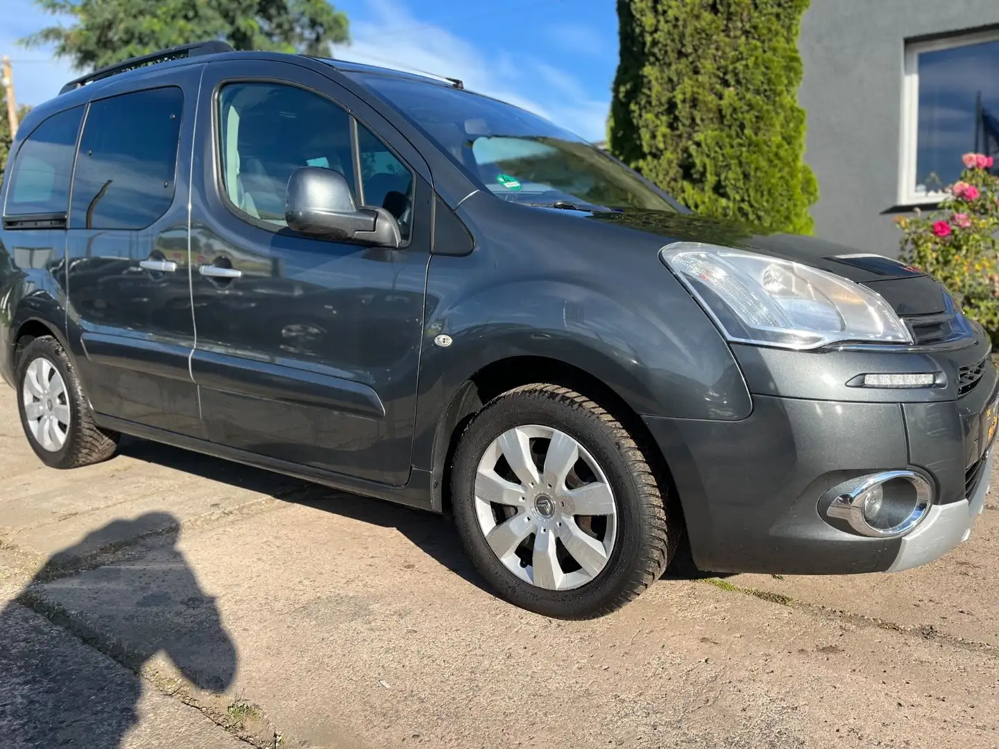 Citroen Berlingo Kombi Selection Grau - 2
