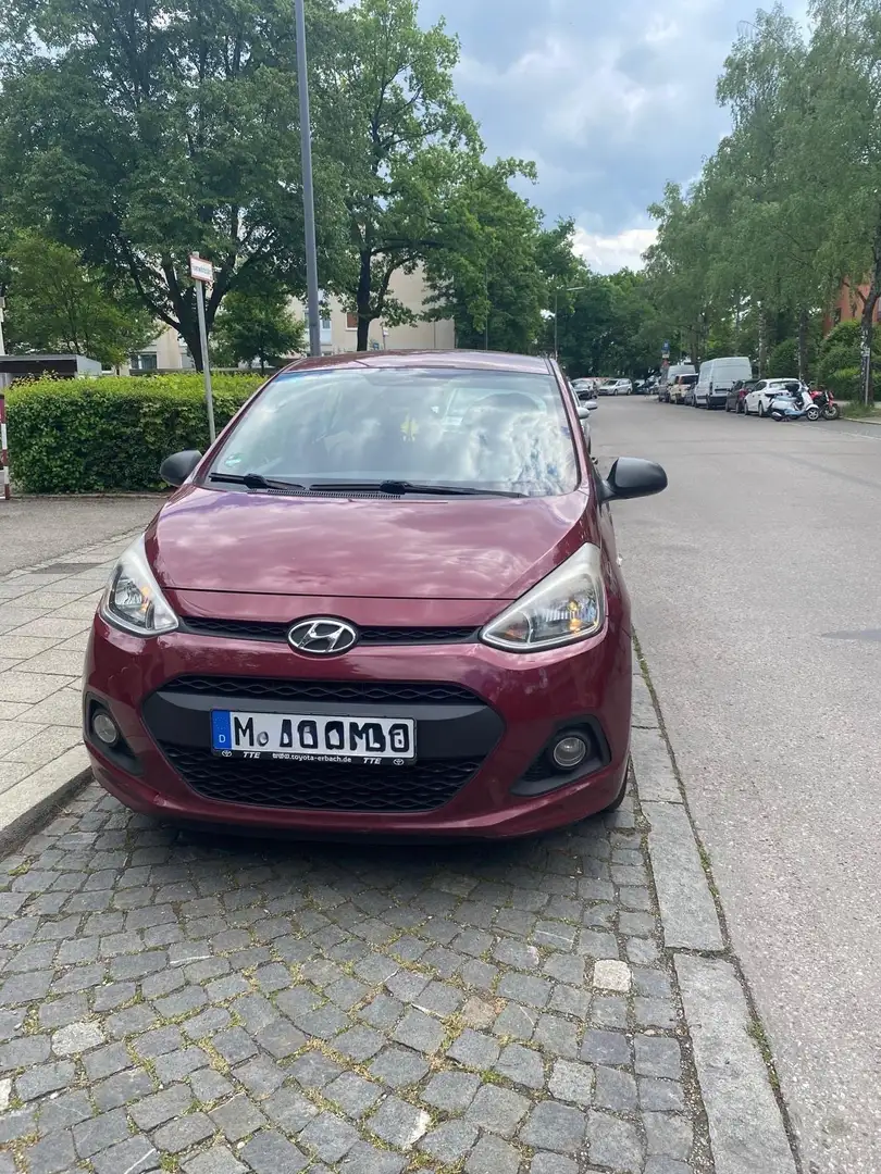 Hyundai i10 1.1 Classic TÜV NEU Rot - 1