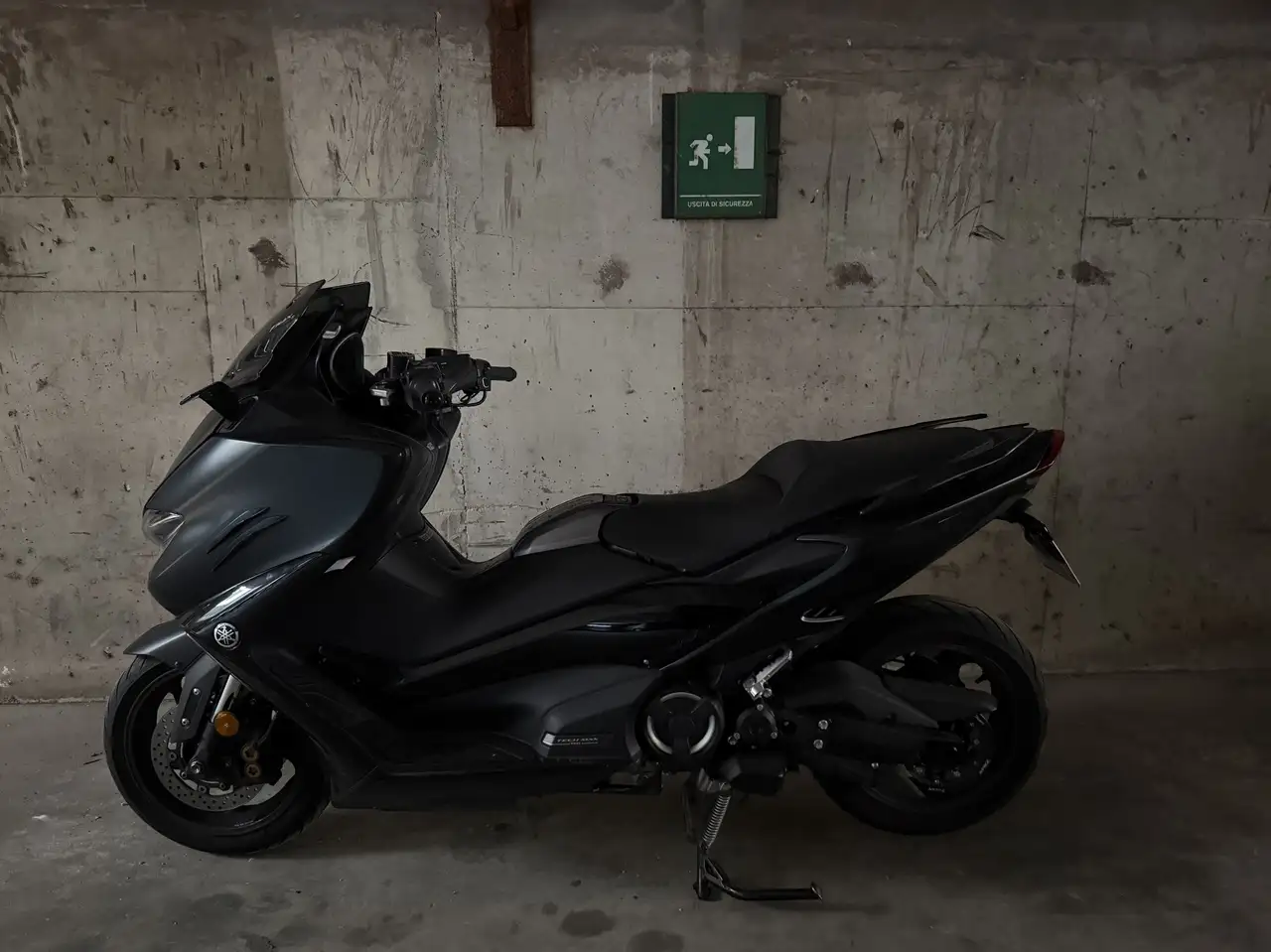 Yamaha Tmax 560