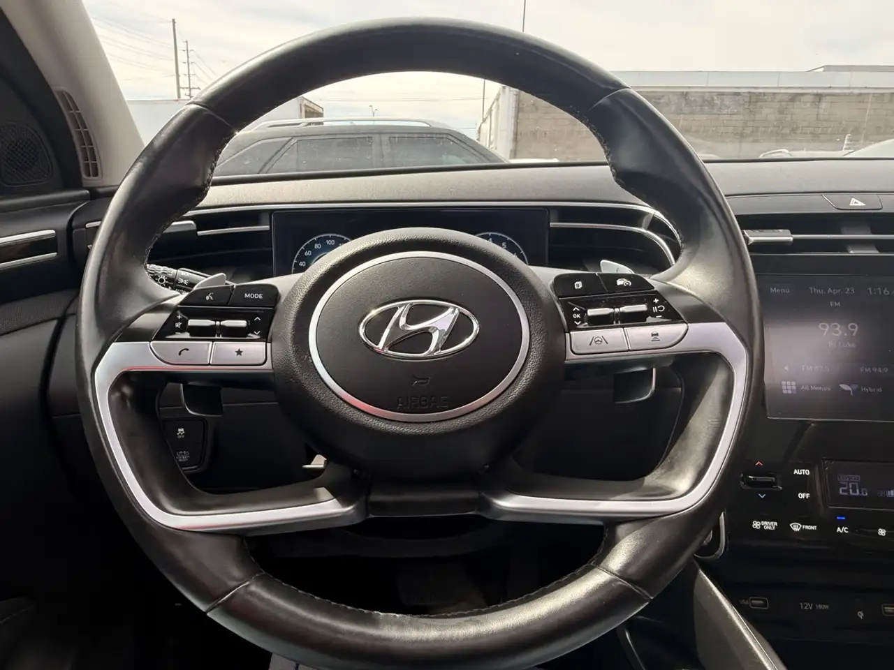 Hyundai TUCSON снимка Hyundai TUCSON