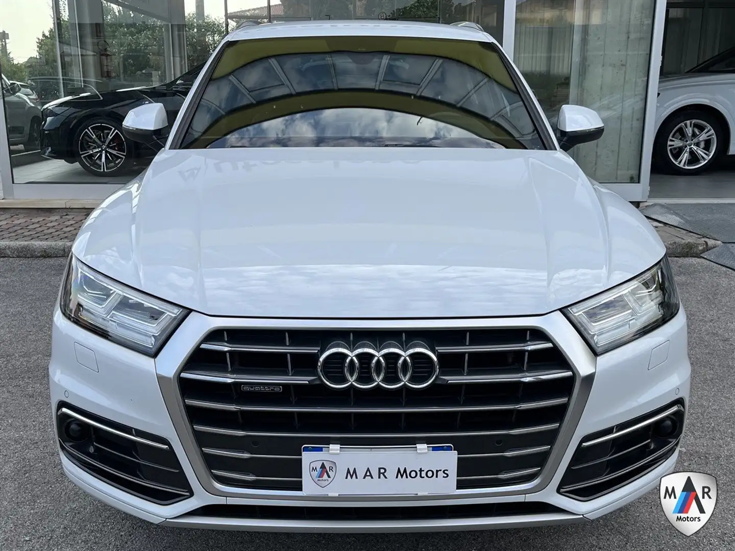 Audi Q5 Q5 40 2.0 tdi Business Design quattro s-tronic Bianco - 2
