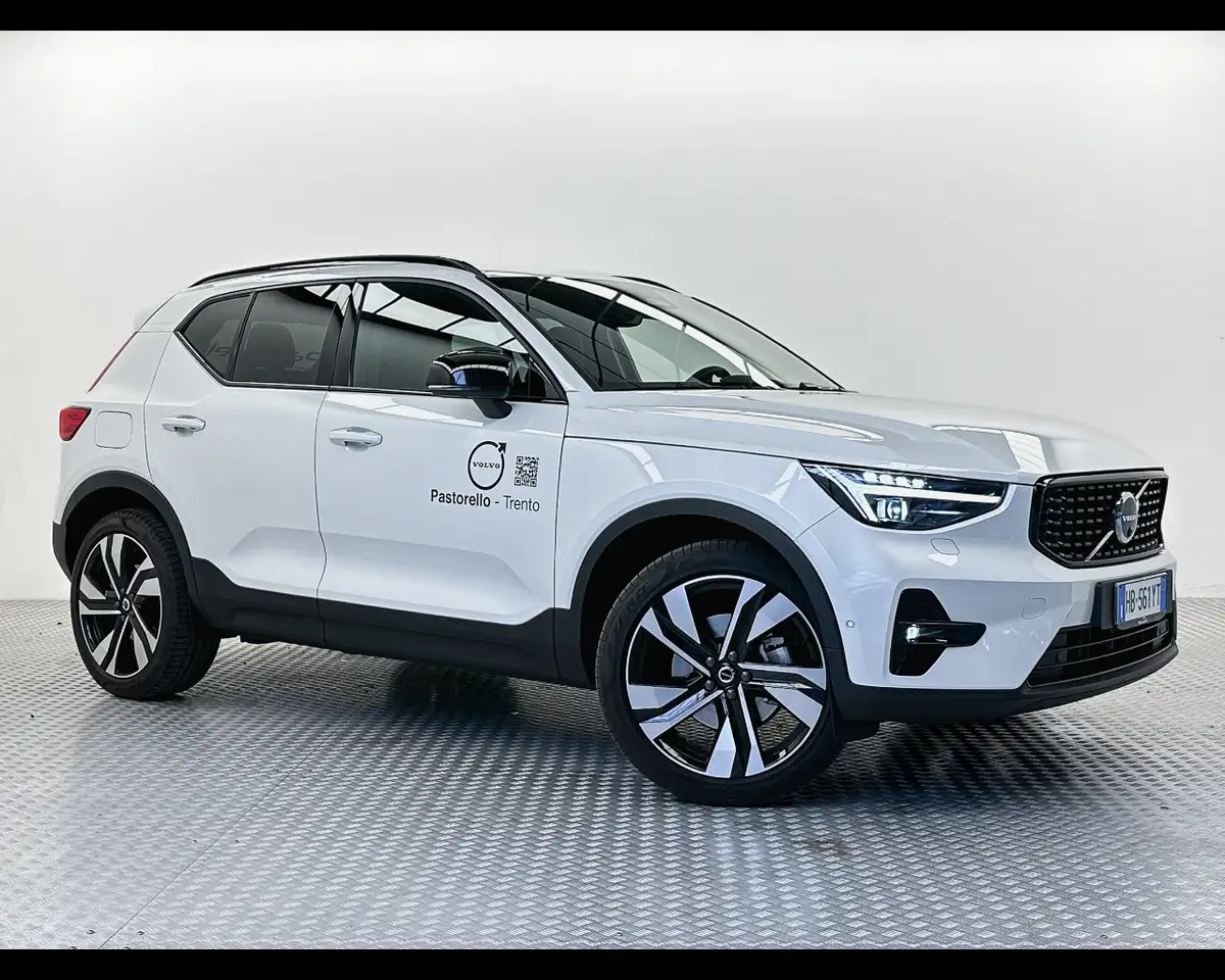 Volvo XC40 2026
