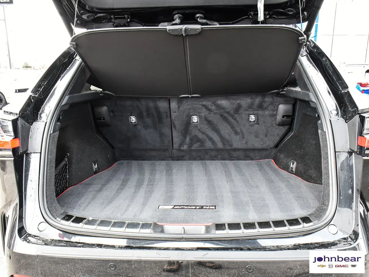 Lexus NX снимка Lexus NX