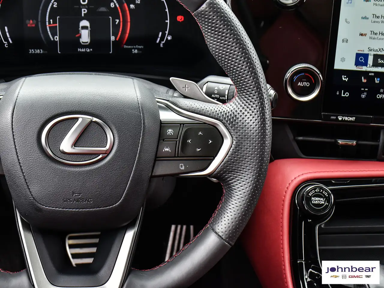 Lexus NX снимка Lexus NX