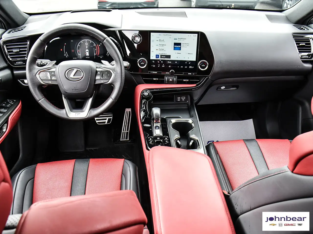 Lexus NX снимка Lexus NX