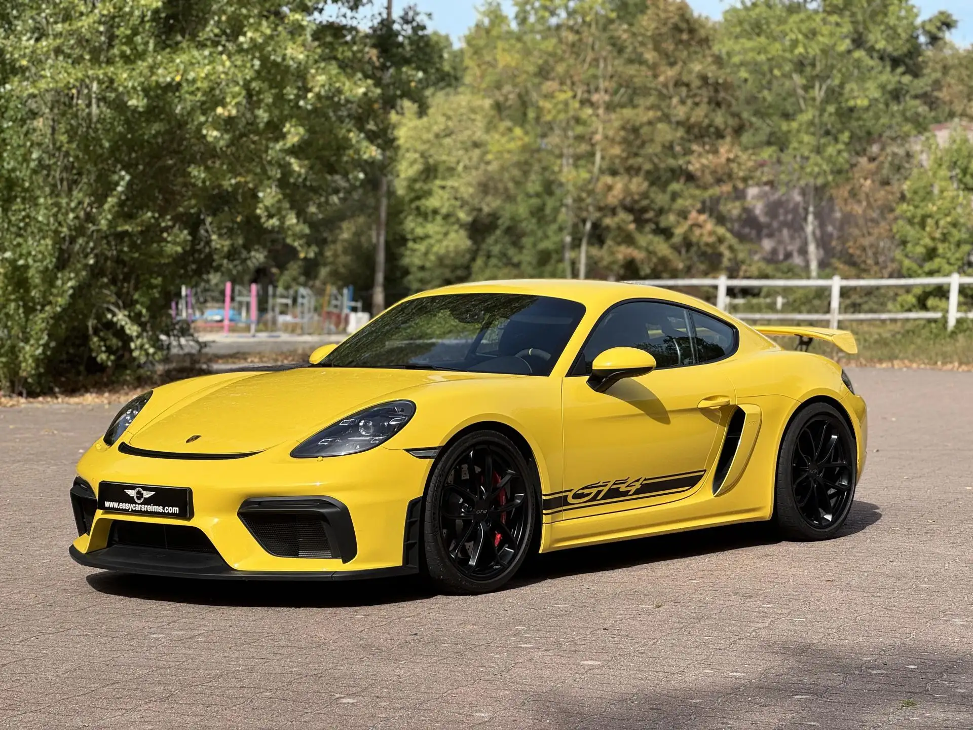 Porsche Boxster Boxster 718 Spyder 2021 노랑 사진 1