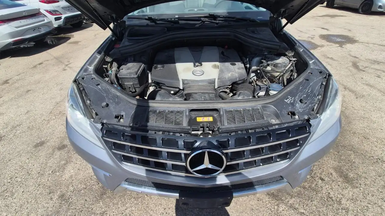 Mercedes-Benz M-Class fotografie Mercedes-Benz M-Class