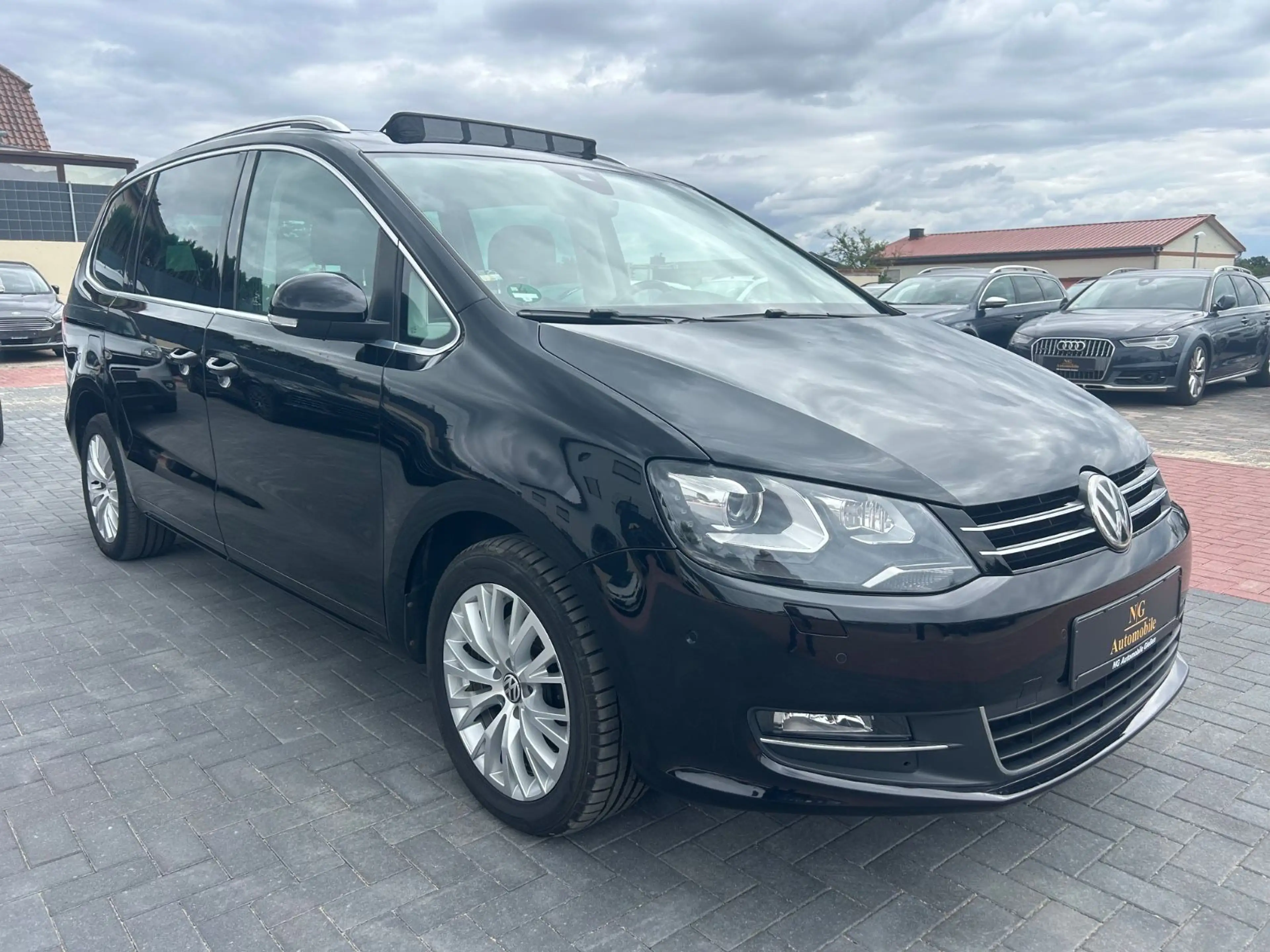 Volkswagen Sharan Highline BMT 7-Sitze*Pano*Elek.Tür*Kamera — photo 3